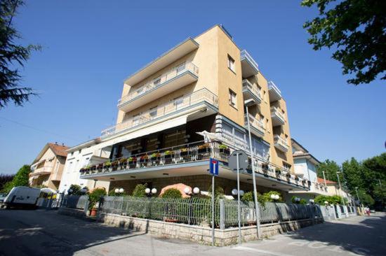 Hotel Luca Rimini Exterior foto